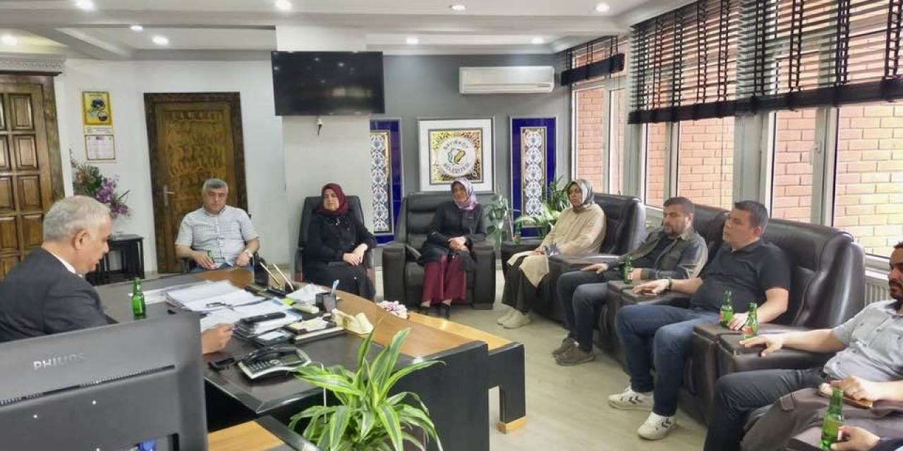 Başkan Yaman, Meclis Üyeleri İle Değerlendirme Toplantısı Yaptı