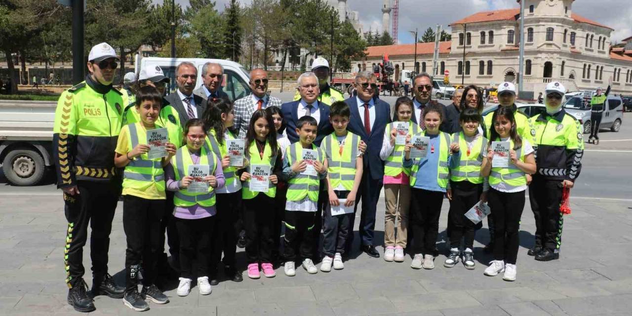 Sivas’ta ’trafik Haftası’ Kutlandı