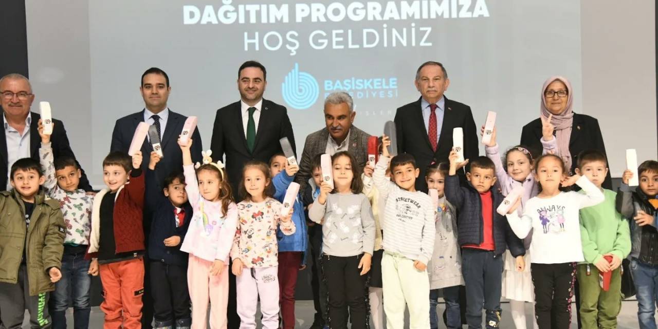 Başiskele’de Okullara Ücretsiz Ağız Bakım Seti Dağıtılacak