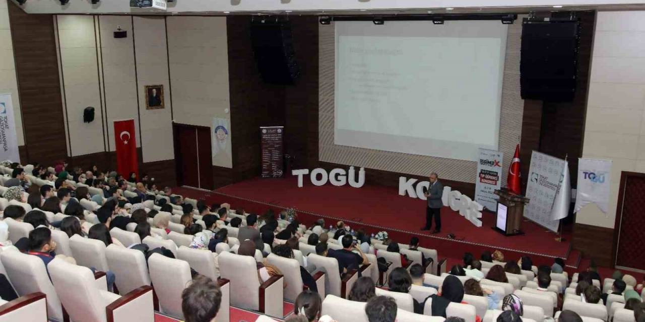 Tokat’ta ’dördüncü Ulusal Tıp Öğrencileri Kongresi’ Düzenlendi