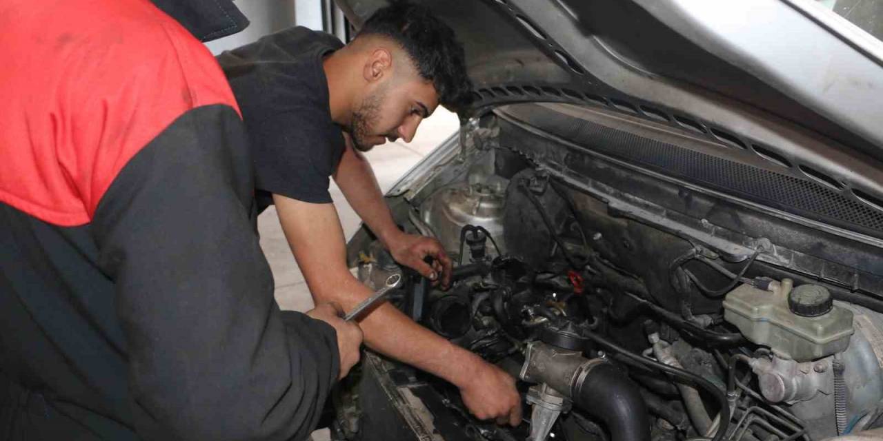 Bu Uyarıyı Kulak Ardı Etmeyin: “araç Bakımları Düzenli Yapılmalı”