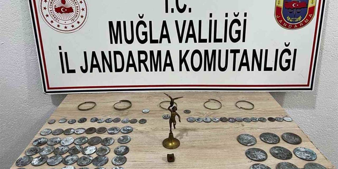 Marmaris Şehir Merkezinde Jandarma’dan Tarihi Eser Operasyonu