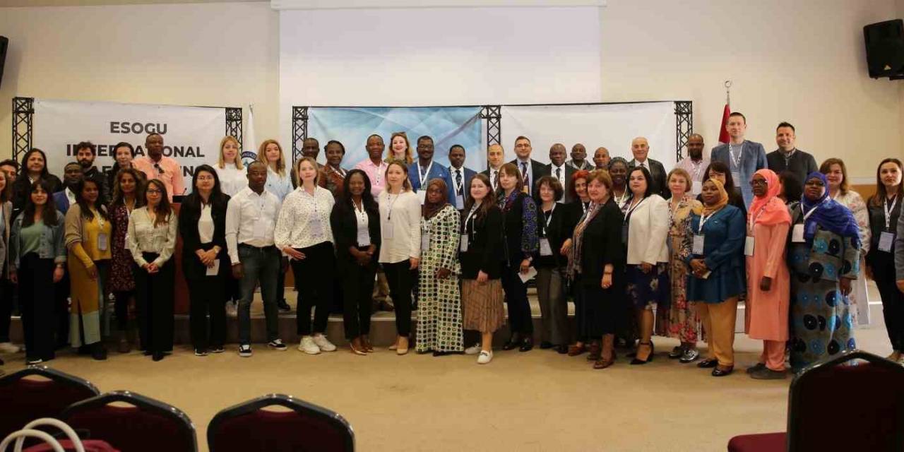 Esogü’de Uluslararası Personel Haftası Etkinlikleri Başladı