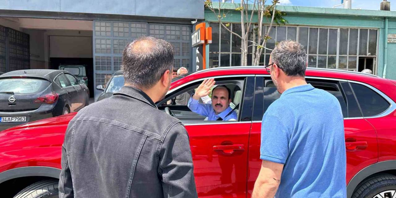 Başkan Altay Esnaf Ve Vatandaşlarla Buluştu