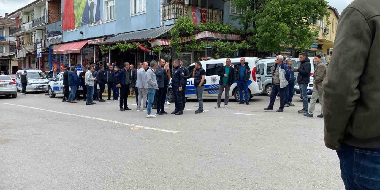 Tartışmayı Tatlıya Bağlamak İçin Bir Araya Gelmişlerdi, Bu Kez Kavga Çıktı: 6 Yaralı, 6 Gözaltı
