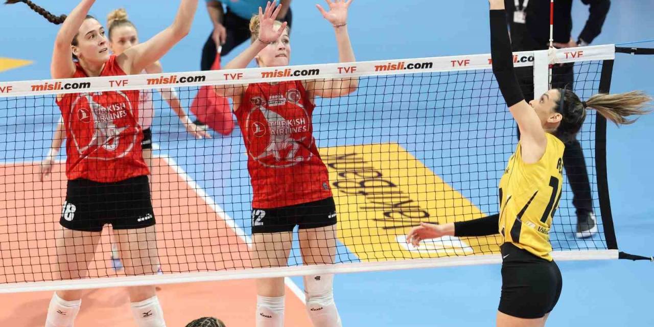 Sultanlar Ligi: Vakıfbank: 3 - Thy: 1