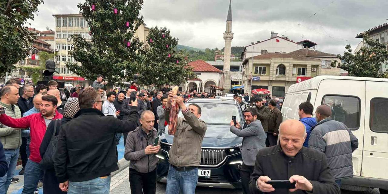 Devrekte’de Togg  Yogun İlgi İle Karşılandı