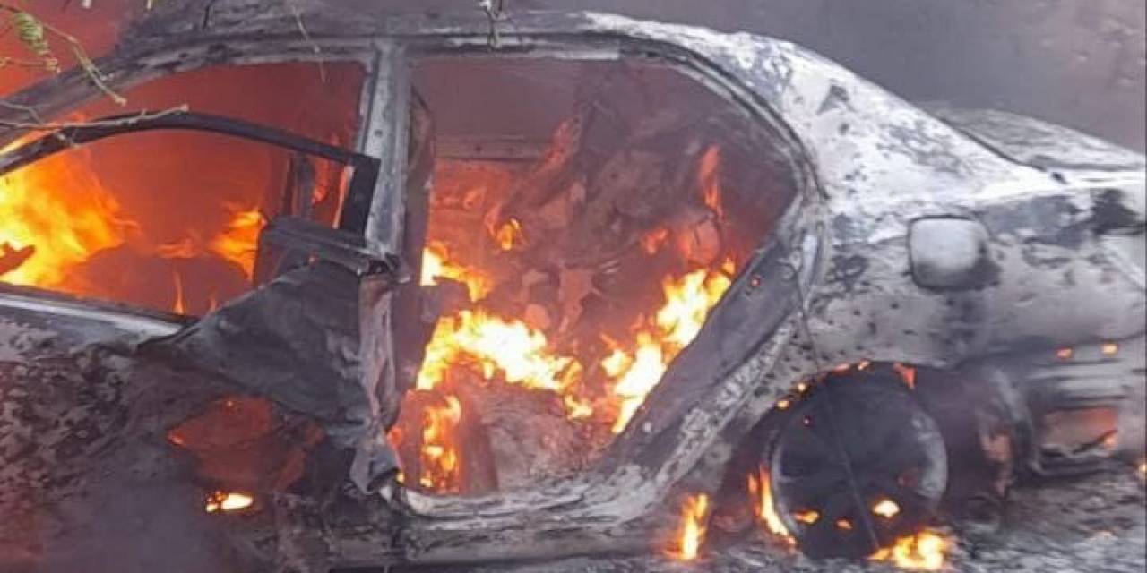 İsrail, Gazze’de Bir Aracı Hedef Aldı: 2 Ölü, 3 Yaralı