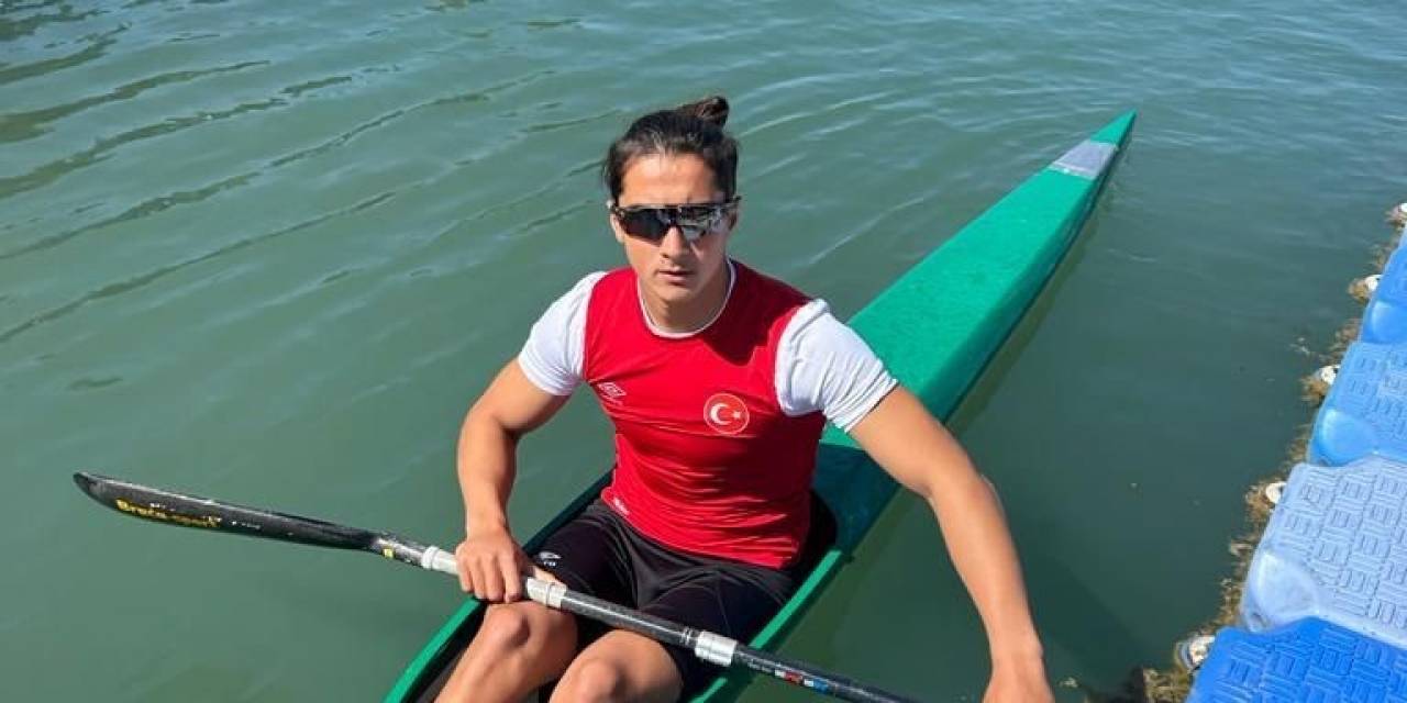 Köyceğizli Kanocu Kaan Karahan Azerbaycan’dan 3 Altınla Döndü