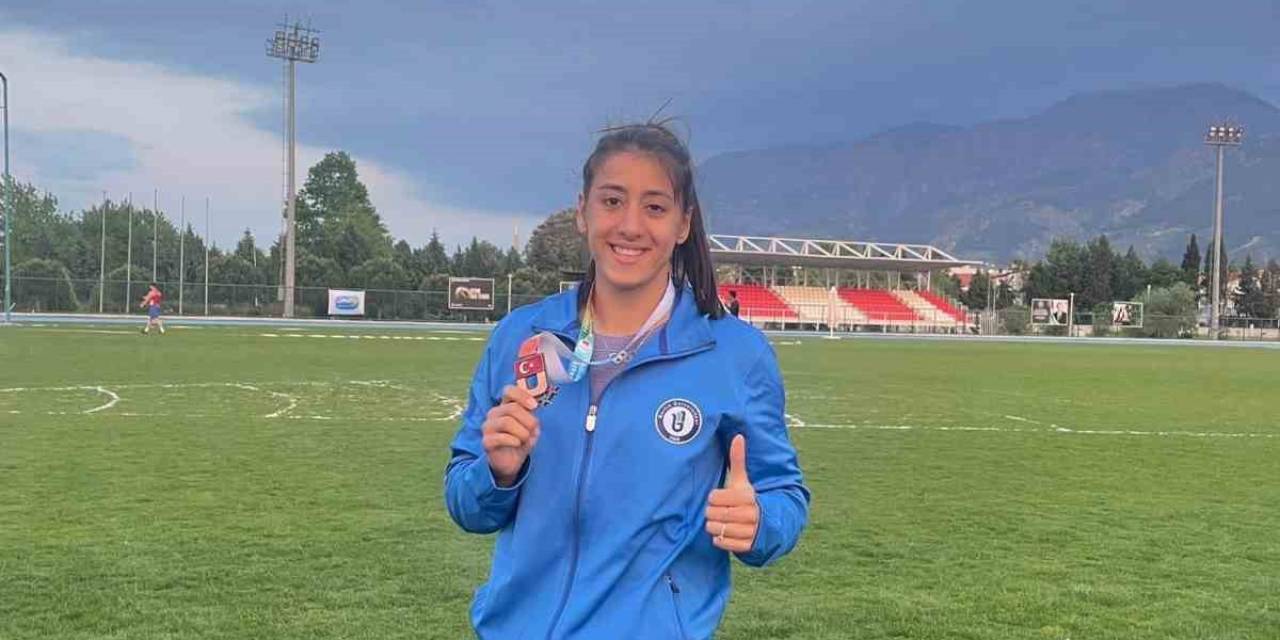 Barü’nün Rekortmen Sporcusu Mizgin Ay Gururlandırdı