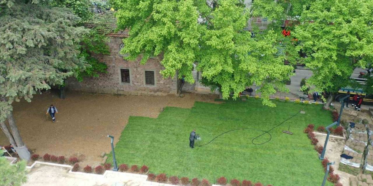 Yeni Cuma Parkı’nda Dönüşüm Başladı