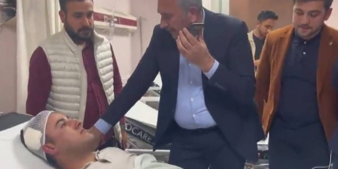 Chp’liler İle Ak Parti’liler Arasında Kavga Çıktı, Chp’li Meclis Üyesi Silahına Sarıldı