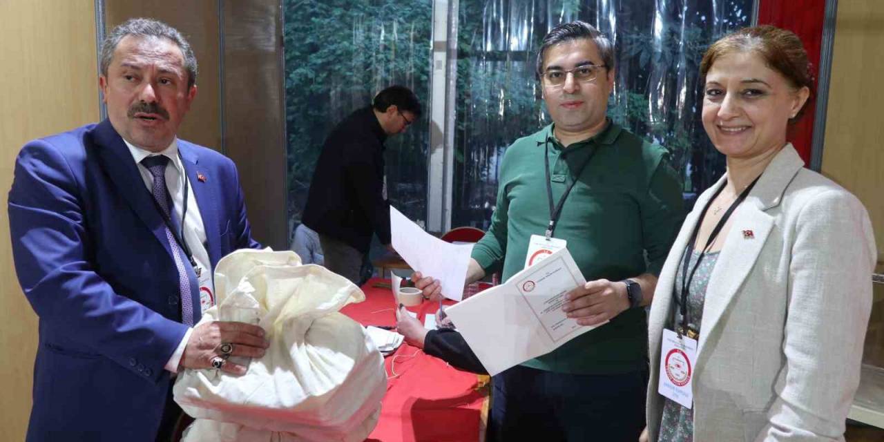 Fransa’da Kullanılan Oylar Türkiye’ye Gönderildi