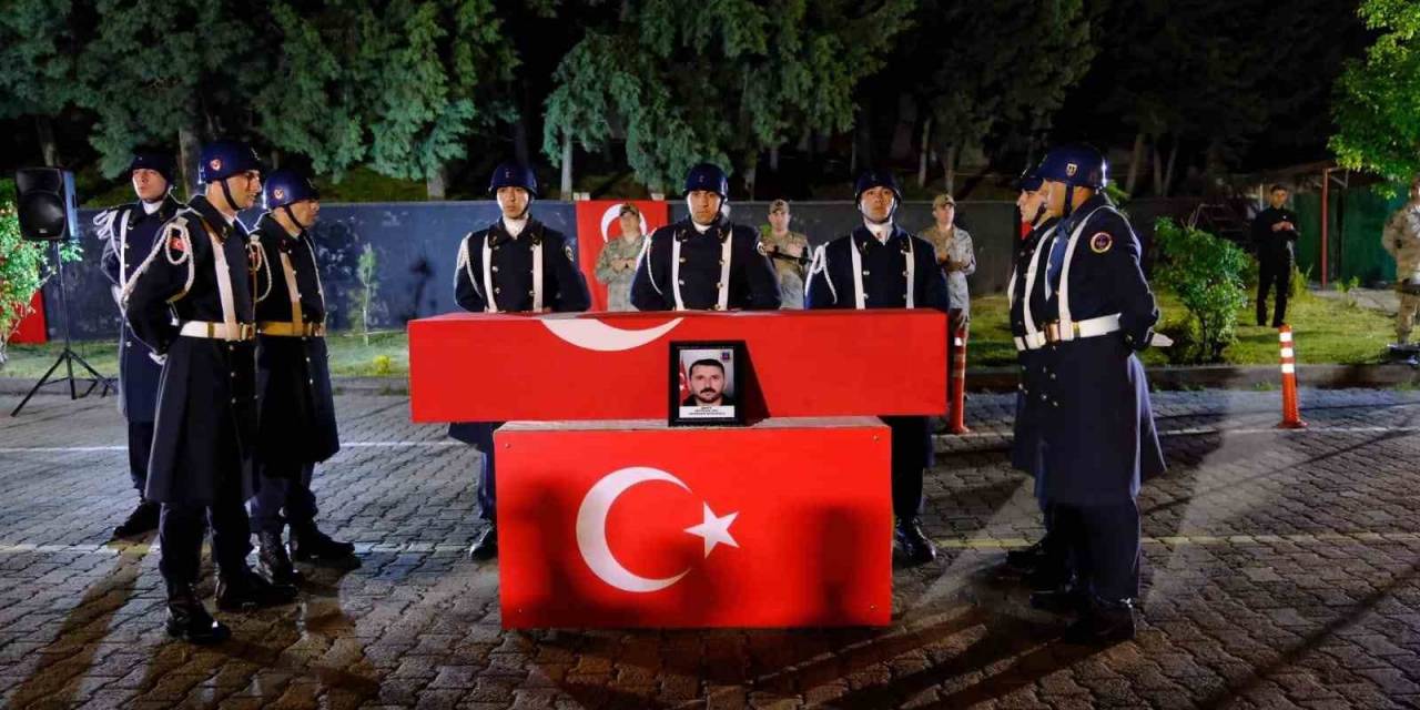 Kayalıklardan Düşen Güvenlik Korucusu Şehit Oldu