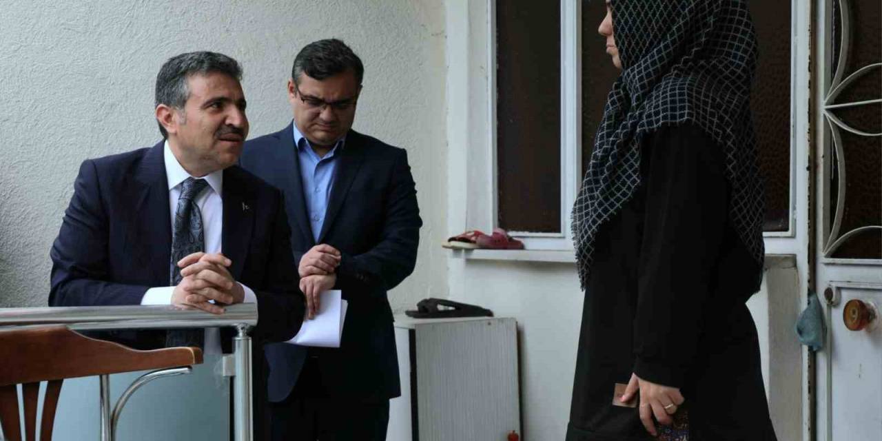 Vali Atay Vatandaşlarla Bir Araya Geldi