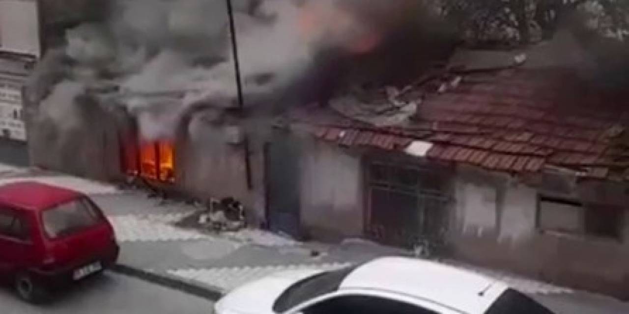 Arnavutköy’de Korkutan Gecekondu Yangını