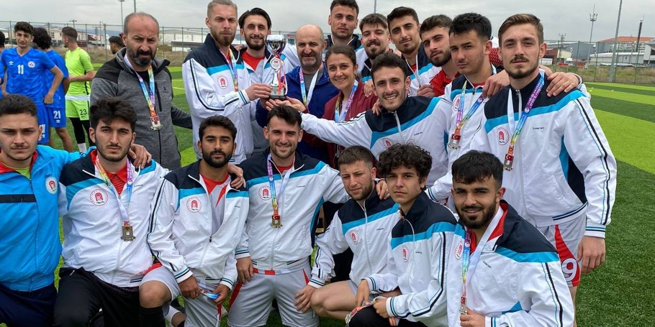 Amasya Üniversitesi Futbol Takımı Süper Ligde