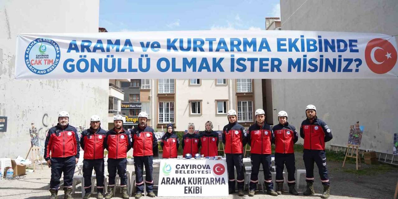 Arama Kurtarma Ekipleri Stant Açtı