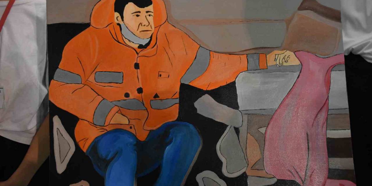 Öğrencilerden, Kadına Şiddet Ve Deprem Temalı Resim Sergisi