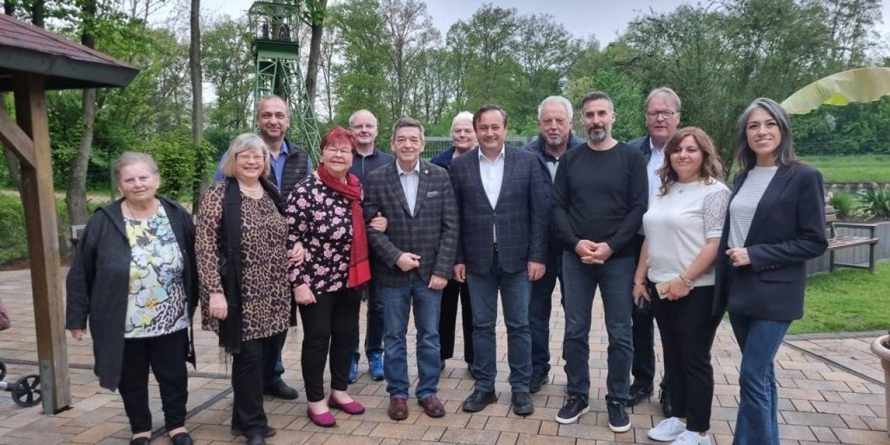 Kuşadası Belediyesi Marl’da Dünyaya Hizmet Ve Projelerini Tanıttı