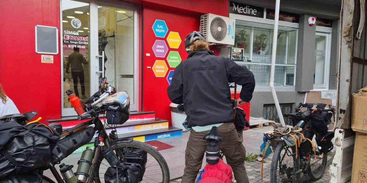 Bisikletle 15 Bin Kilometre Kat Eden Ekip Alaplı’da