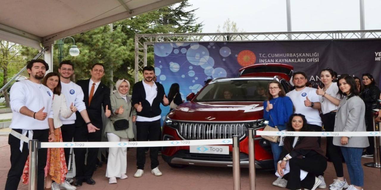 Dpü İç Anadolu Kariyer Fuarına Katıldı