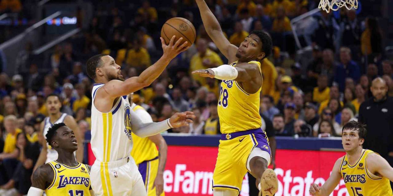 Golden State Warriors Seriye Devam Dedi