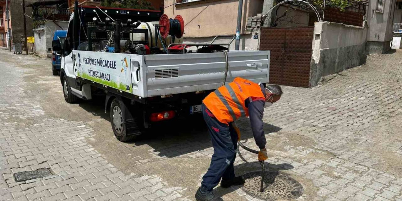 Akşehir Belediyesi Kanal Sisleme Çalışmalarına Devam Ediyor