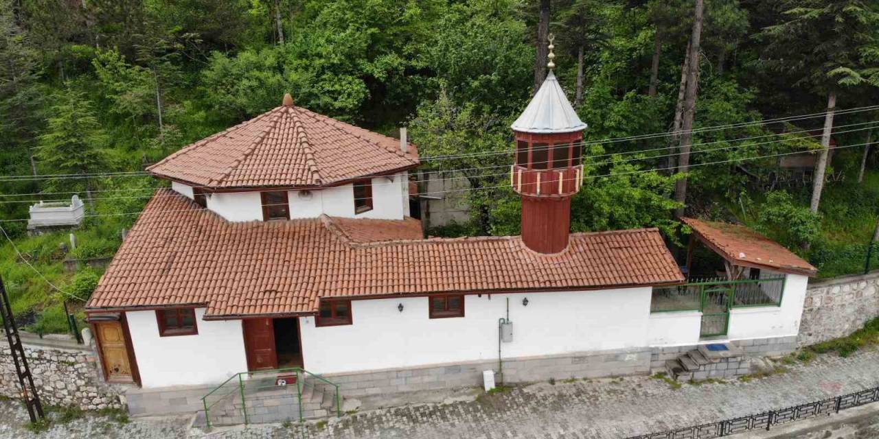 Tokat’tın İlk Camisi Olduğu İddia Ediliyor, Rivayetleri Saymakla Bitmiyor