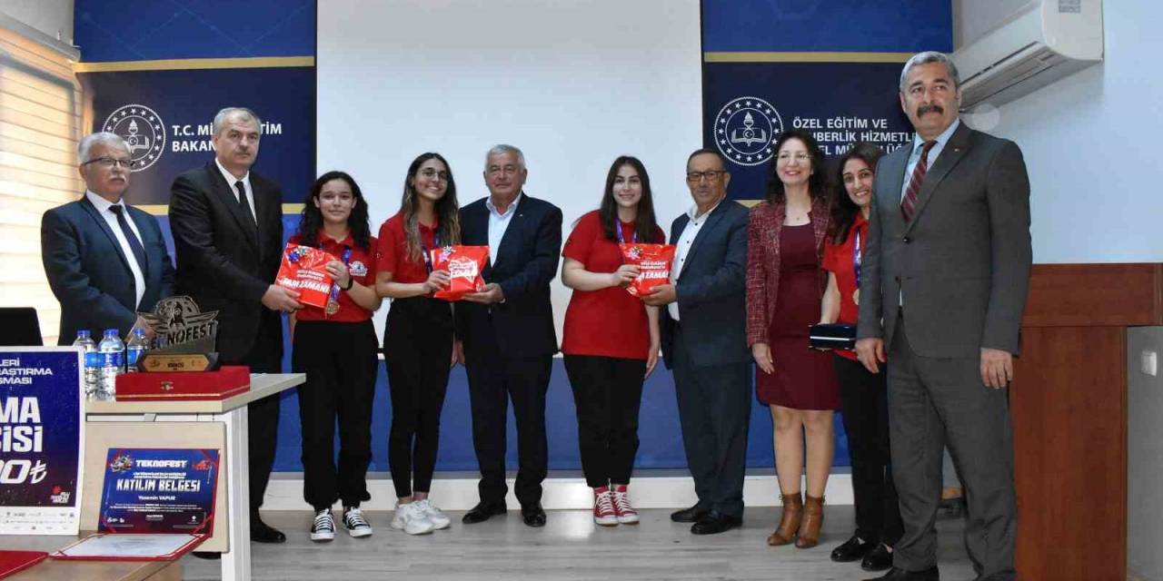 Aydın Ticaret Borsası, Türkiye Birincisi Bilsem Öğrencilerini Ödüllendirdi