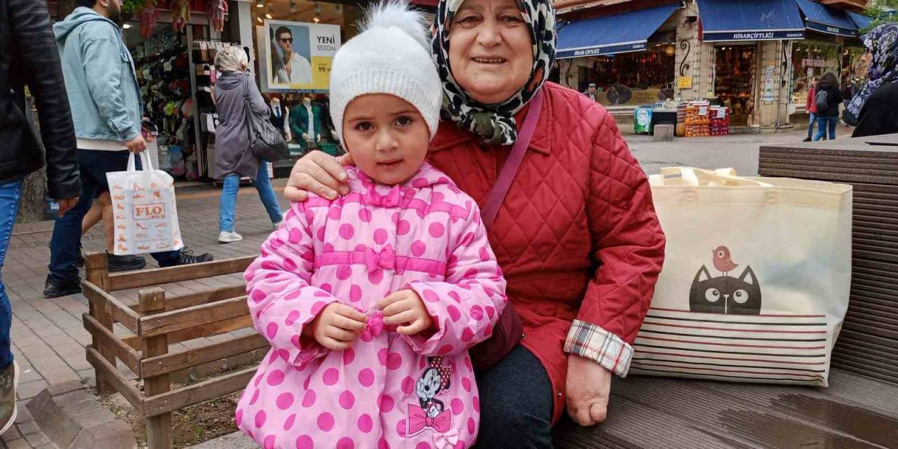 Yaz Mevsimi Kışa, Kış Da Yaza Karıştı