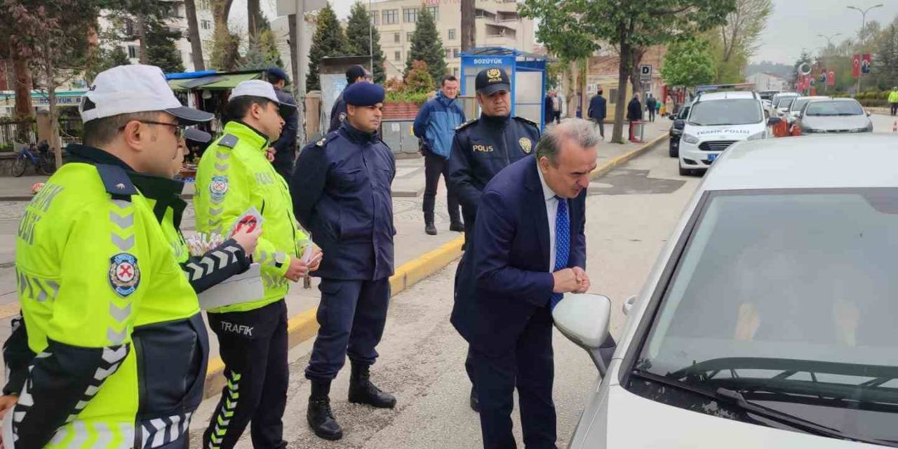 Bozüyük’te Sürücülere Uygulamalı Eğitim Ve Bilgilendirme Yapıldı