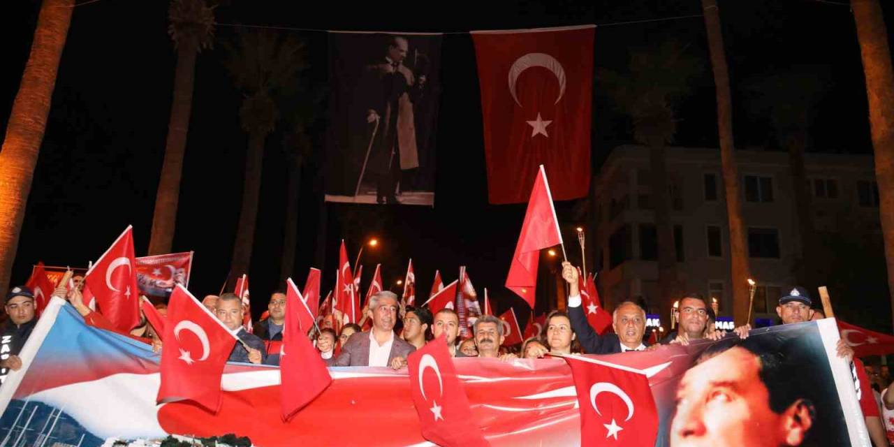 Marmaris’te Berkay Sahne Alacak