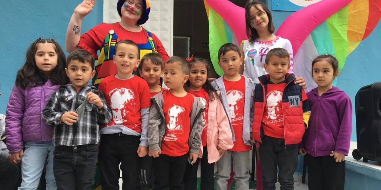 Köy Okulunda Bilim Ve Bahar Şenliği