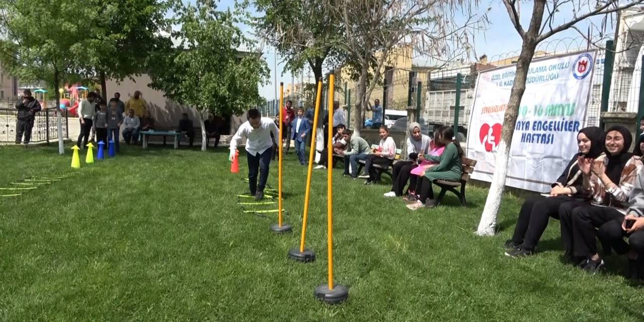 Muş’ta Engelliler Haftası Etkinlikleri