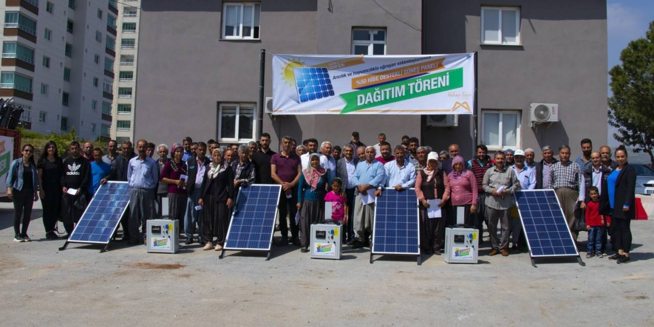 Mersin’de Üreticilere Güneş Enerji Paneli Desteği