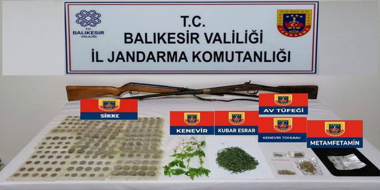 Balıkesir’de Tarihi Eser Ve Uyuşturucu Satan 3 Şahsa Operasyon