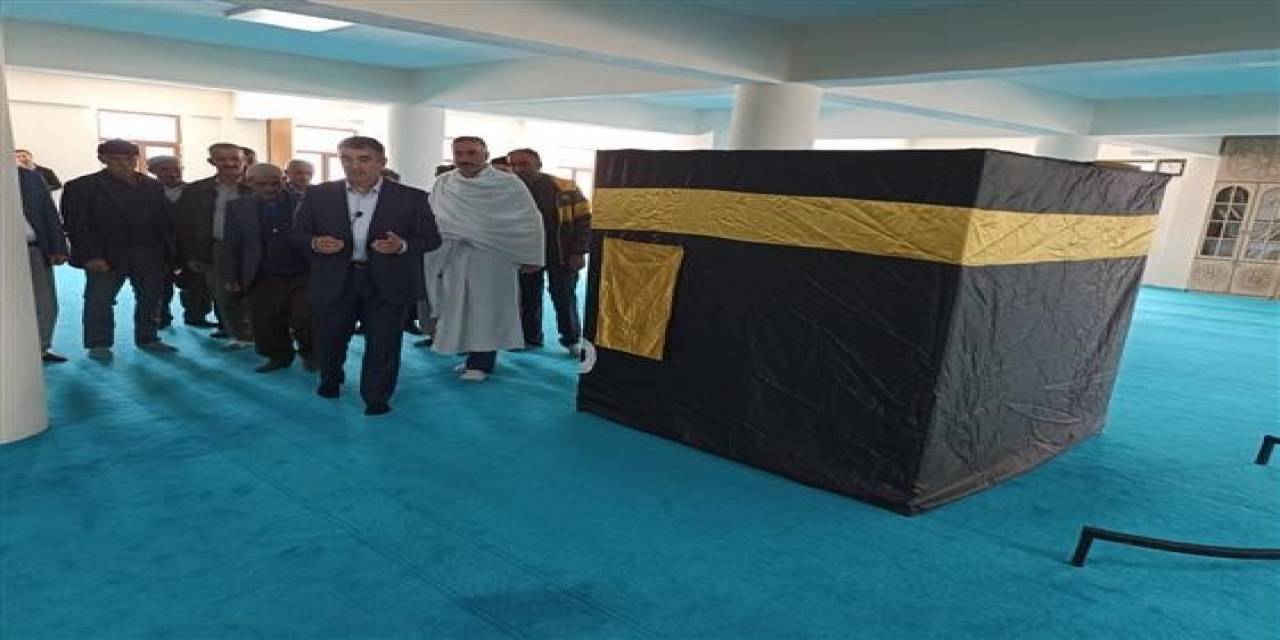 Hakkari’de Hac Hazırlık Kursları Başladı