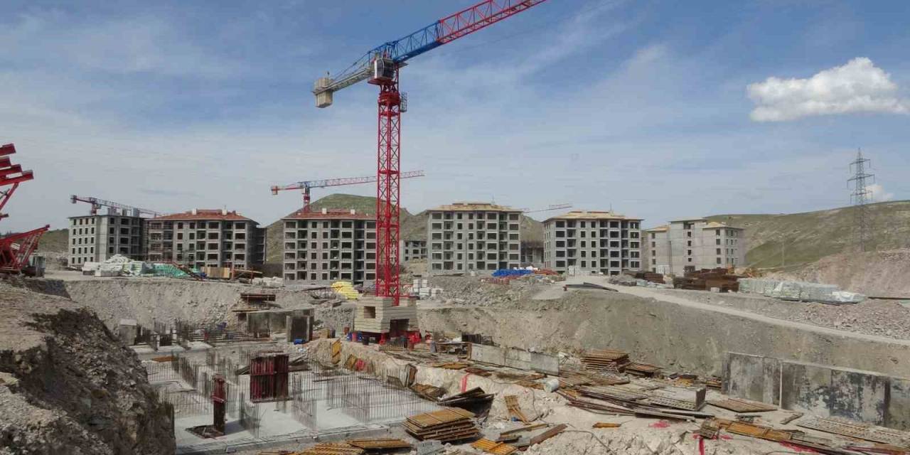 Malatya’da Deprem Konutları Yükseliyor