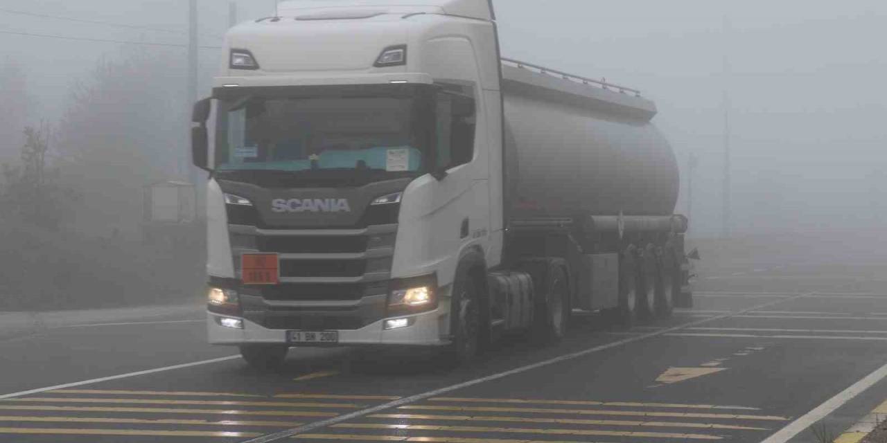 Bolu Dağı’nda Sis Nedeniyle Görüş Mesafesi 20 Metreye Düştü