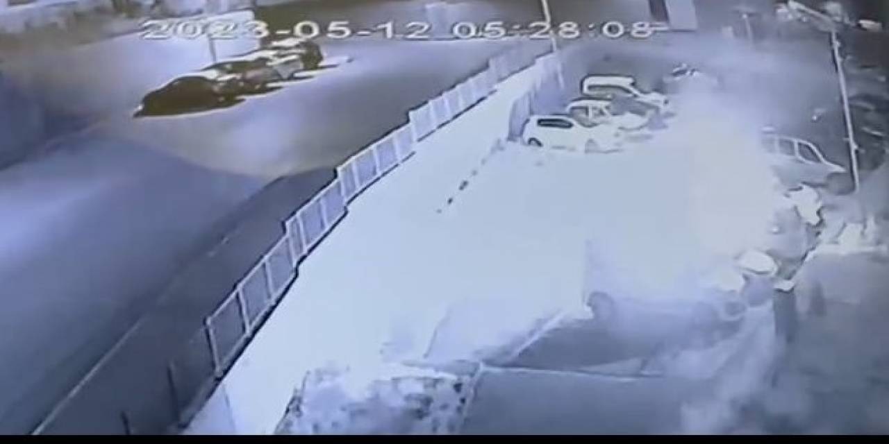 Afyonlu ‘neron’ Az Kalsın Kendisini De Yakıyordu