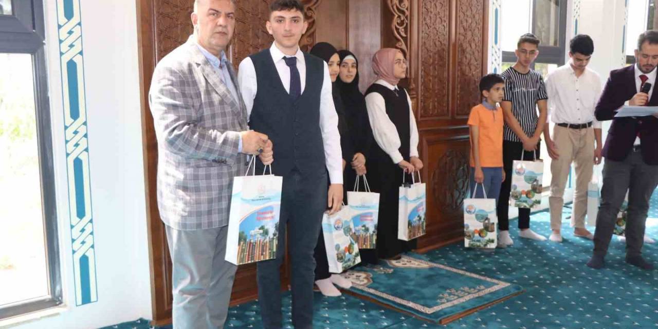 İmam Hatip Okulları Mesleki Yarışmalar Ödül Töreni Gerçekleştirildi