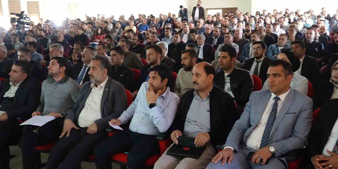 Erciş’te Seçimde Görev Alacaklar İçin Eğitim Toplantısı Yapıldı
