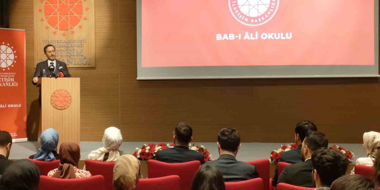 Cumhurbaşkanlığı İletişim Başkanı Altun, Batılı Medya Organlarına Yüklendi