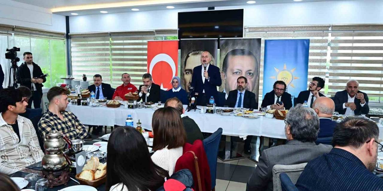 Bakan Karaismailoğlu: “bir Taraftan Yüzyılın Afeti İle Mücadele Ettik, Bir Taraftan Projelerimizi Bitirdik”