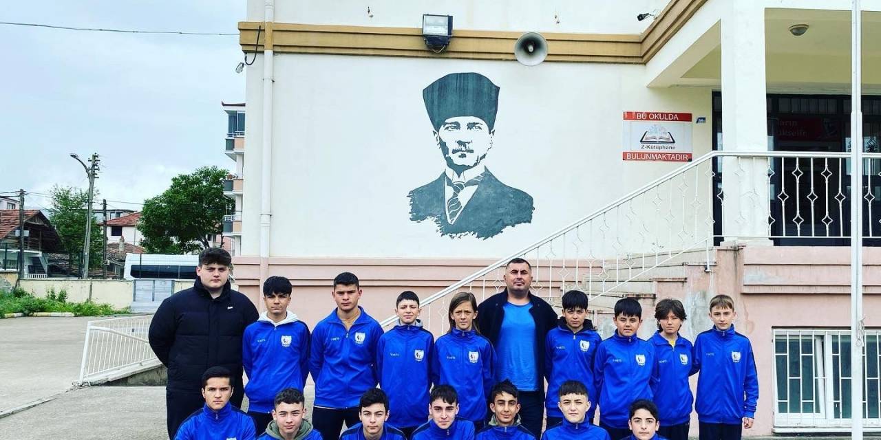 Taşovalı Sporcular Atletizm Müsabakalarında Başarıya Koştu