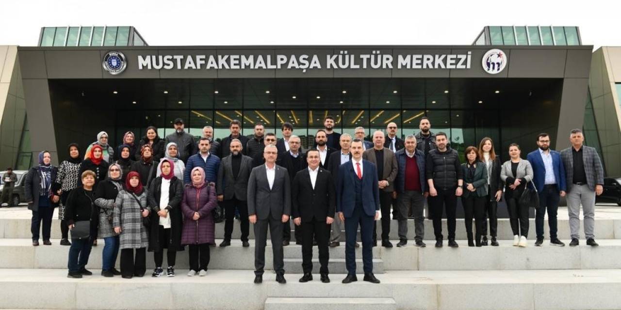 Mustafakemalpaşa’nın Vizyon Projeleri Hizmete Hazır