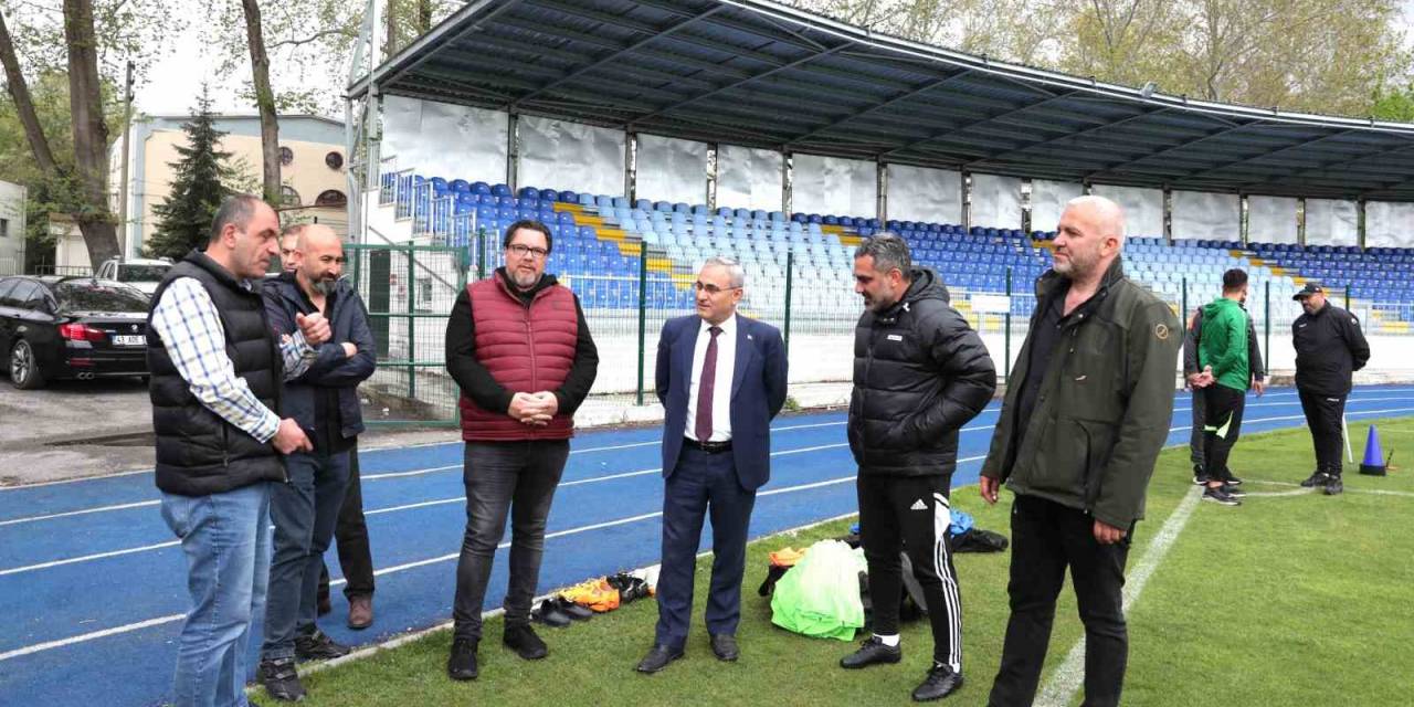 Belediye Başkanı Işık’tan Kütahyaspor Antrenmanına Ziyaret