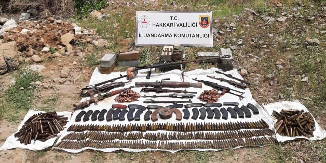Çukurca Kazan’da Silah Ve Mühimmat Ele Geçirildi