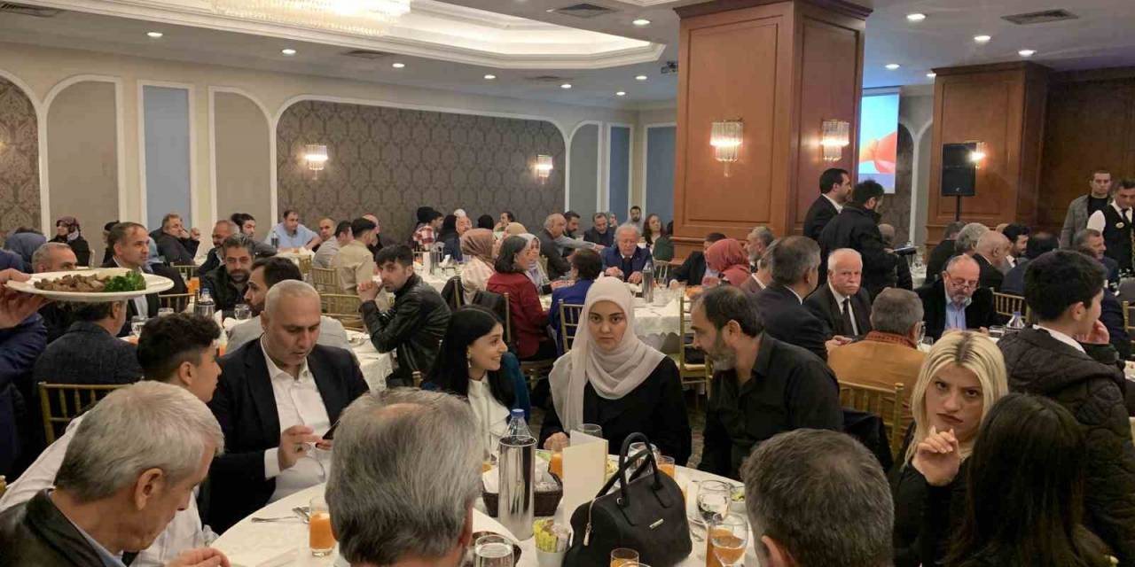 Ak Parti Genel Başkanvekili Kurtulmuş: “kim Senin Kara Gözün İçin 300 Milyar Dolar Verir?”